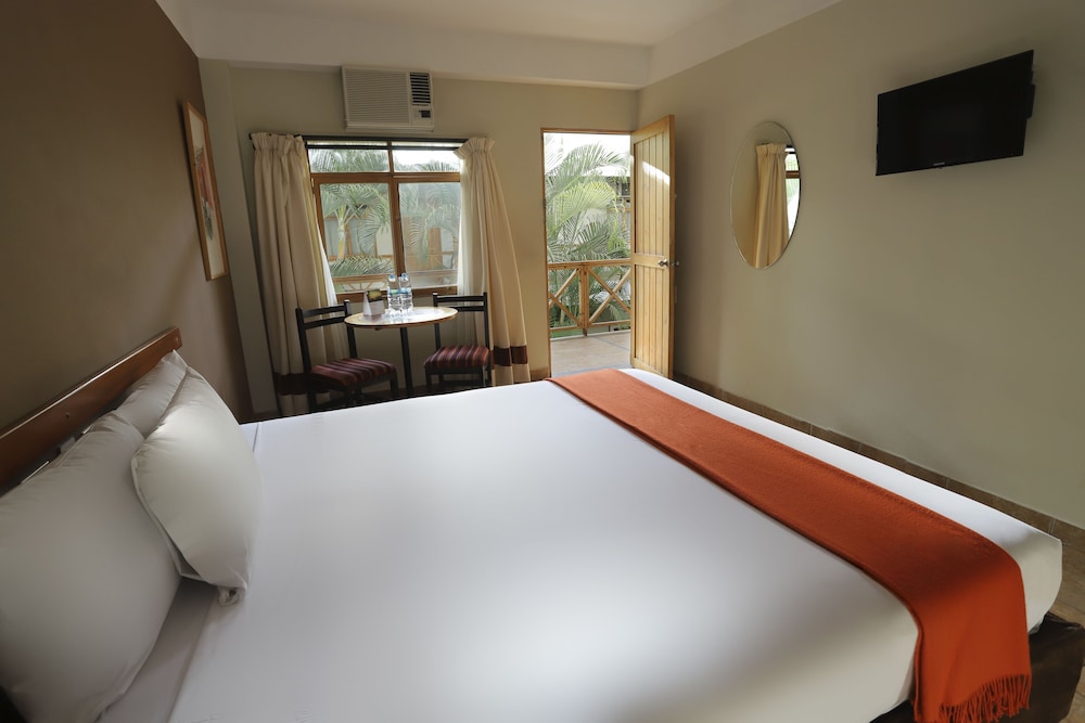 Traditional Double Room, 1 Queen Bed - Photo 1