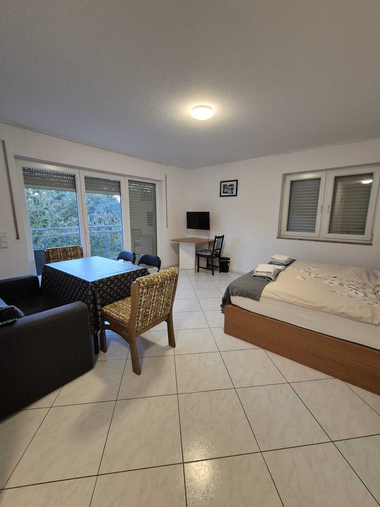 Classic Apartment, Private Bathroom, Garden View photo 1