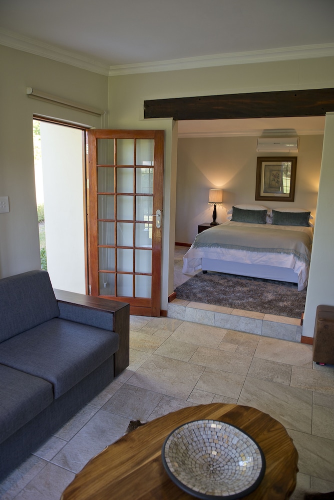 Superior Double or Twin Room - Photo 6