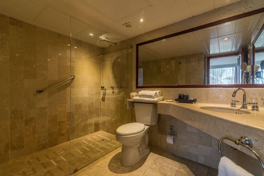Studio Suite, 1 King Bed, Non Smoking - Photo 12