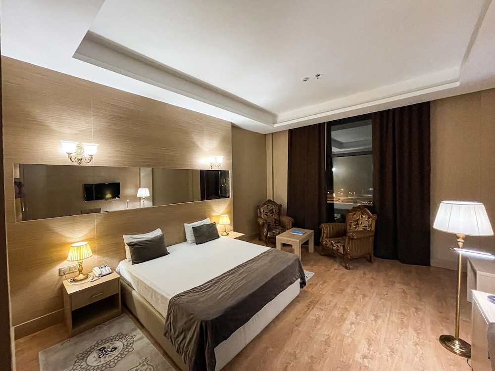 Deluxe Room, Sea View - Photo 2