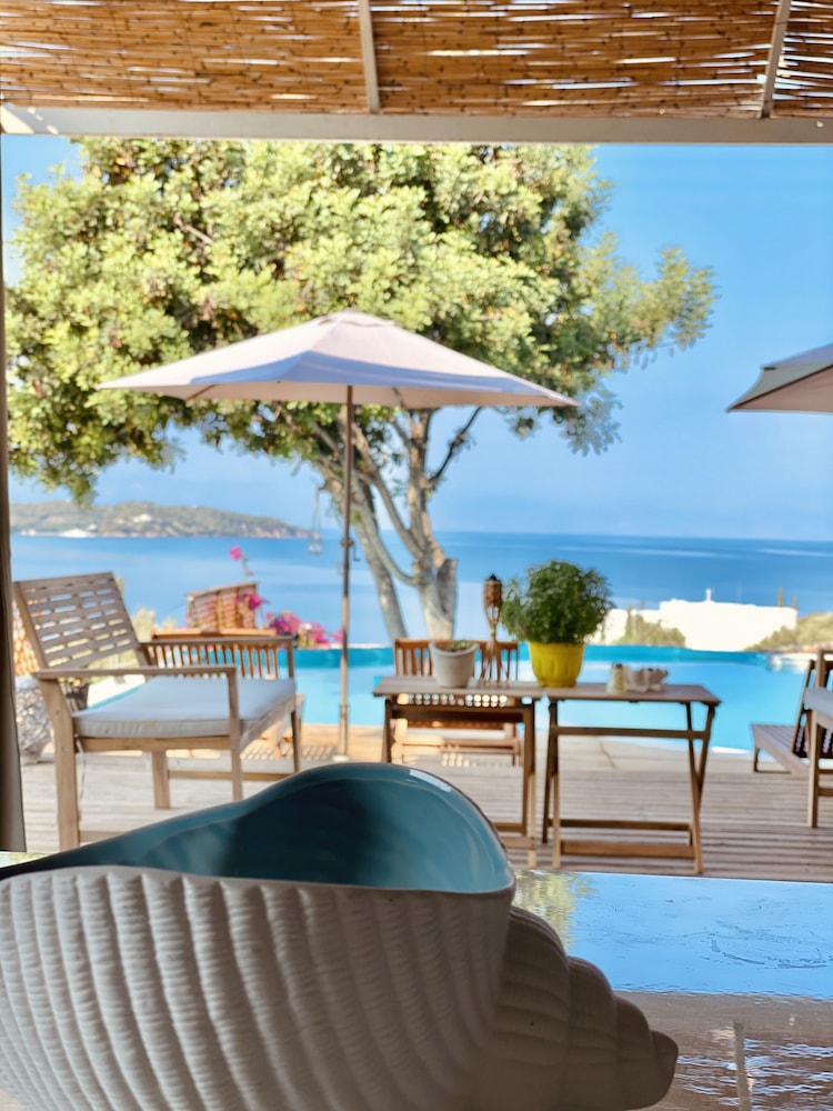 Luxury Villa, Private Pool,  Panoramic Sea View photo 2