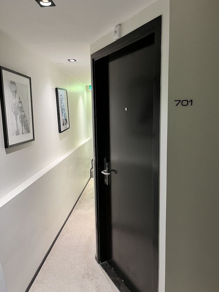 Basic Double or Twin Room, 1 Bedroom (Basement) photo 2