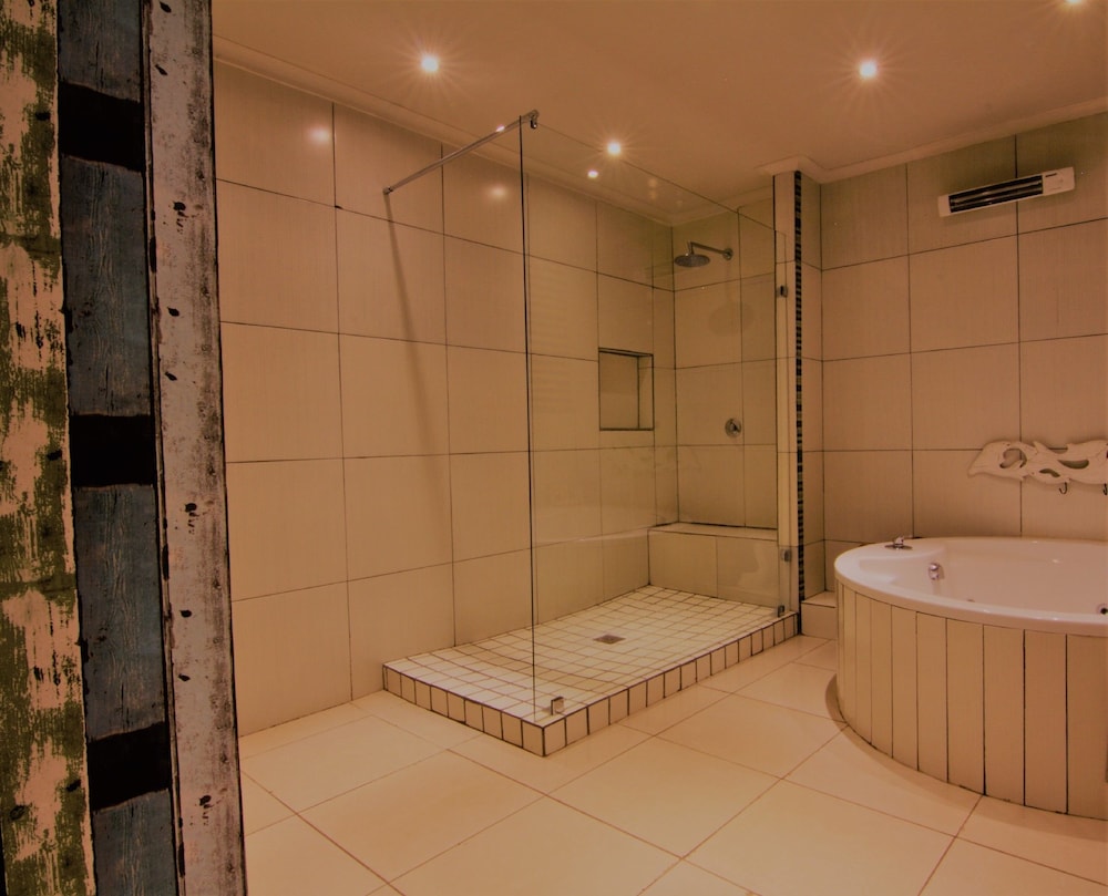 Luxury Suite, 1 Bedroom (Jamaica) photo 2