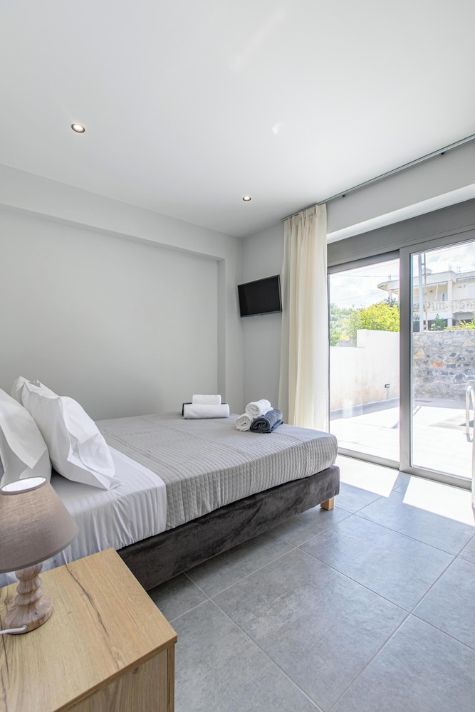 Apartment, Private Pool, Mountain View