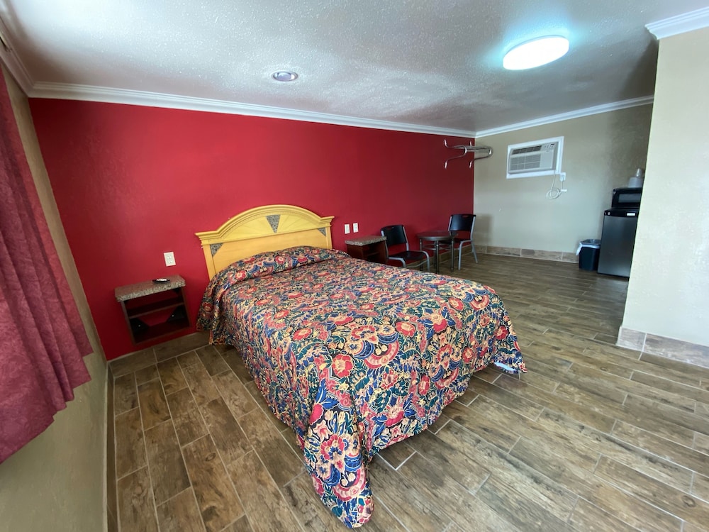 Basic Single Room photo 2