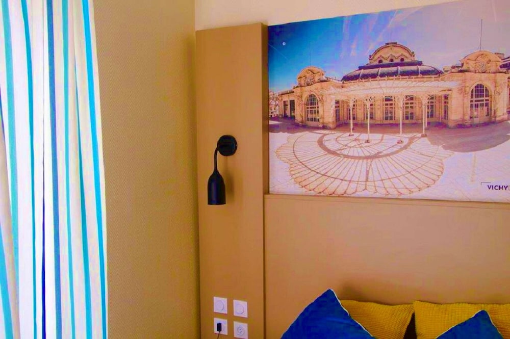 Standard Room, 1 Double Bed - Photo 6