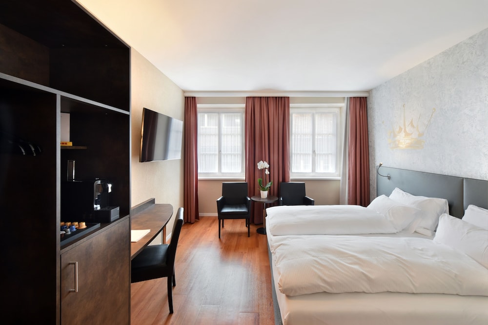Standard Twin Room - Photo 3