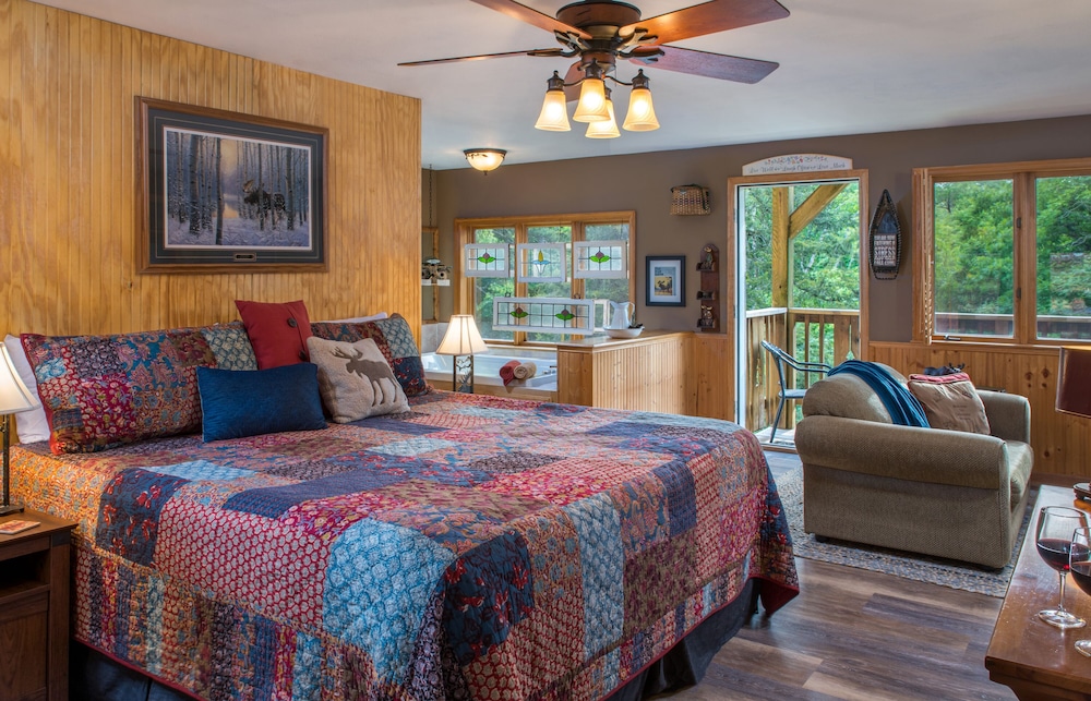 Junior Studio Suite