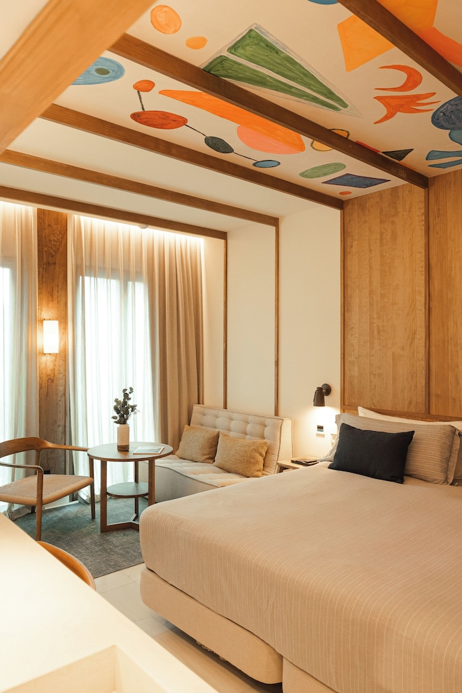 Room, Courtyard View (Extra ME+)