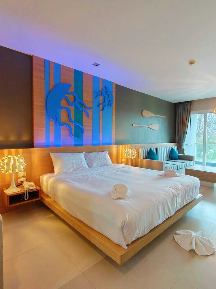 Deluxe Double Room, Balcony photo 1