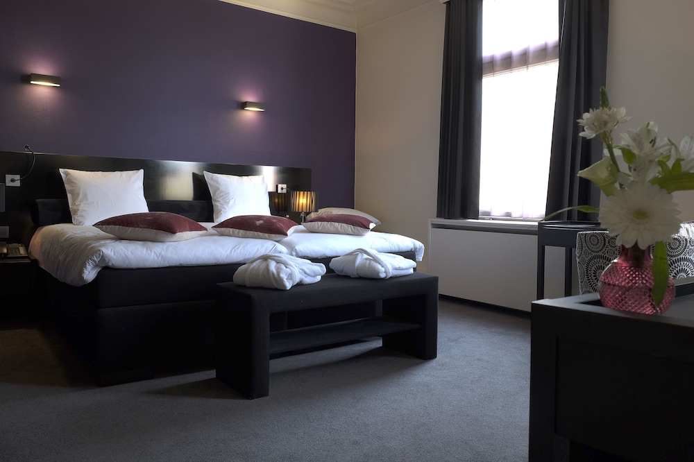 Suite photo 1