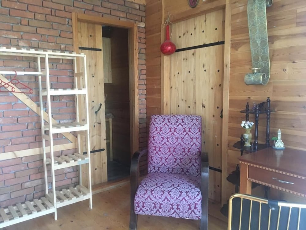 Traditional Room photo 3