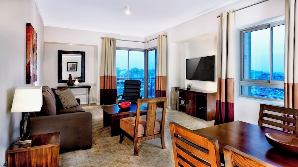 Suite, 2 Bedrooms, Smoking, Kitchen