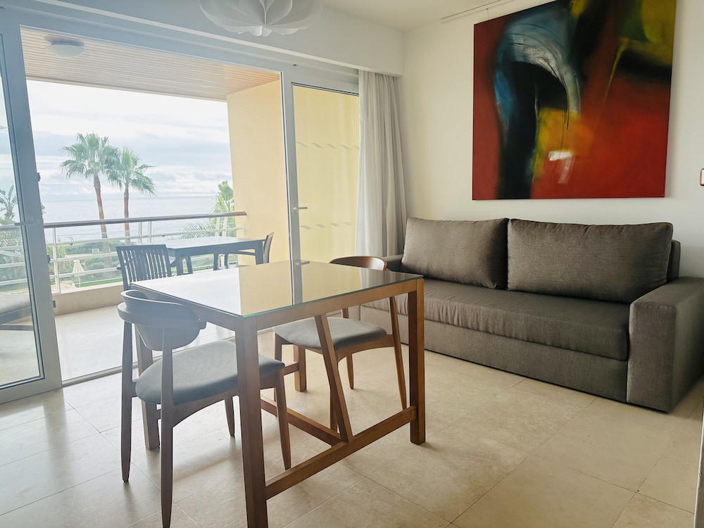 Panoramic Studio, Balcony, Sea View - Photo 14