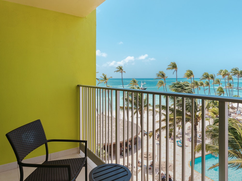 Standard Room, 1 King Bed, Ocean View - Photo 3