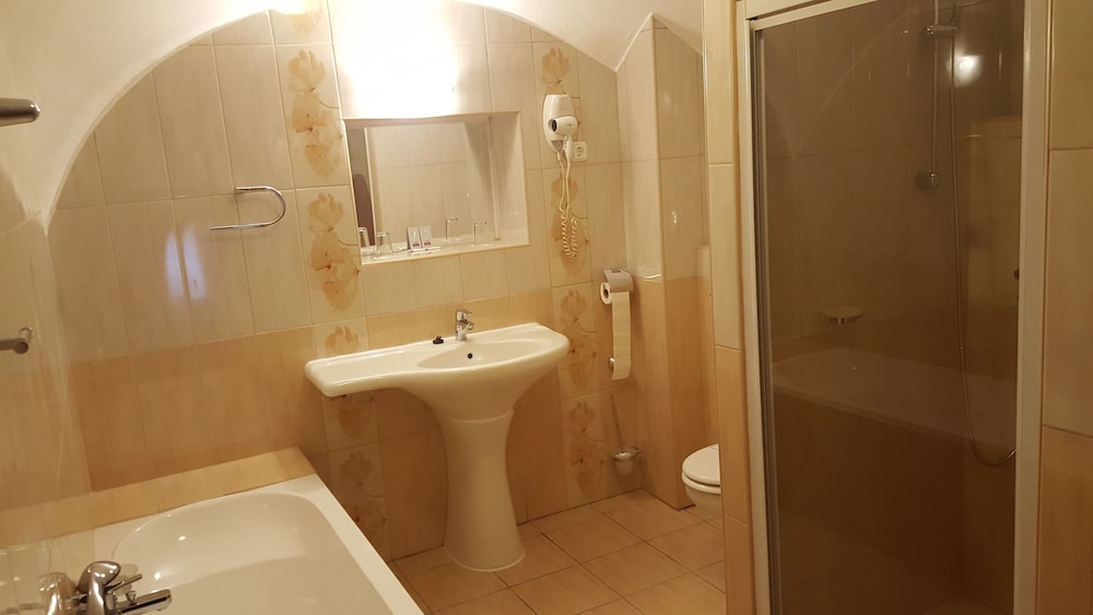 Superior Double Room - Photo 4
