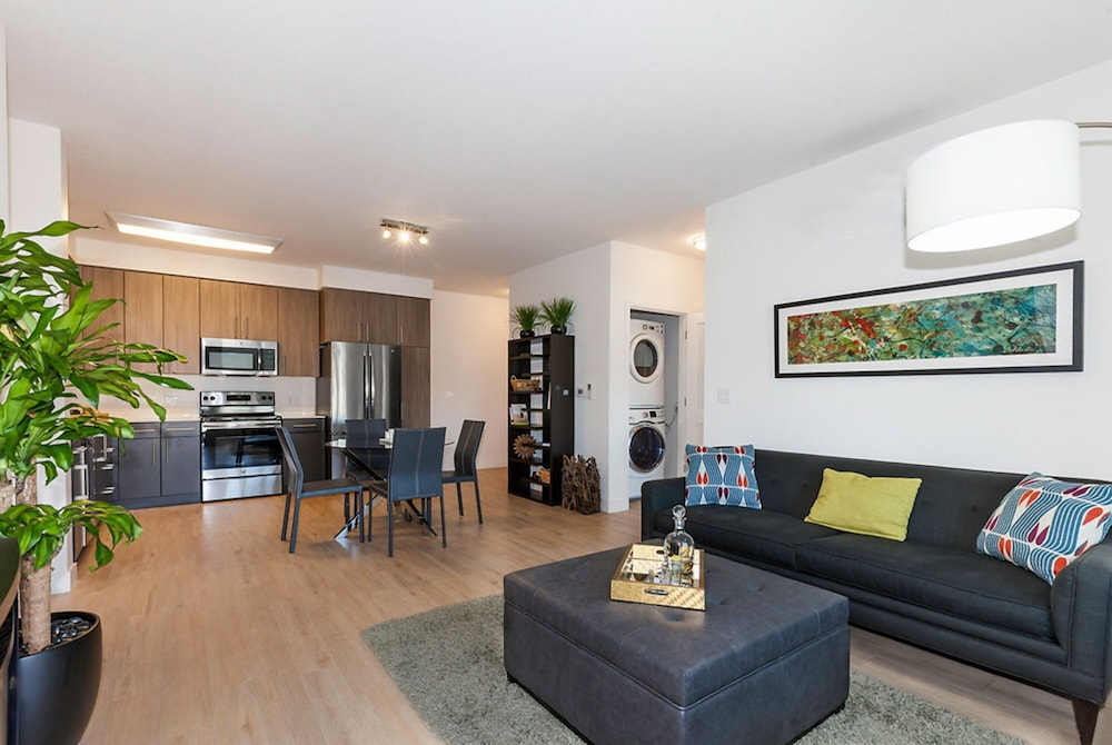 Exclusive Condo, 2 Bedrooms photo 1