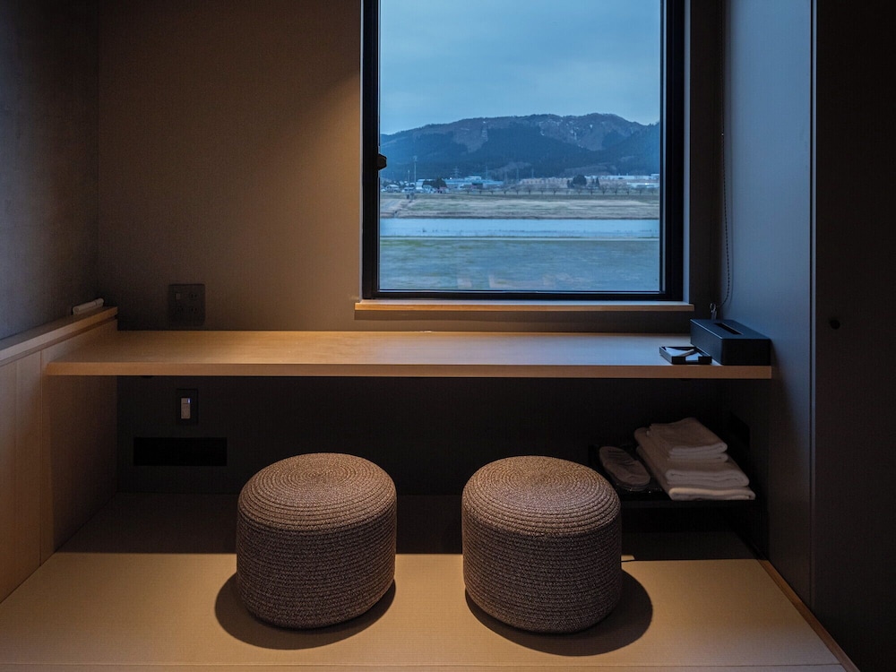 Twin Room, River View photo 3