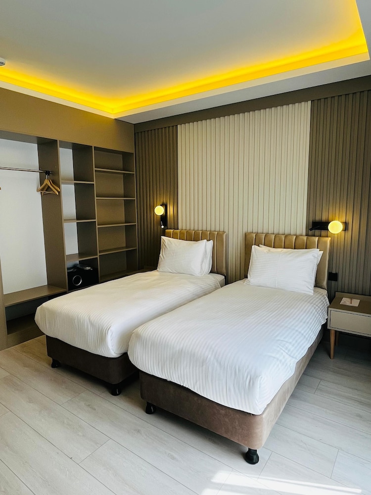 Deluxe Twin Room photo 1