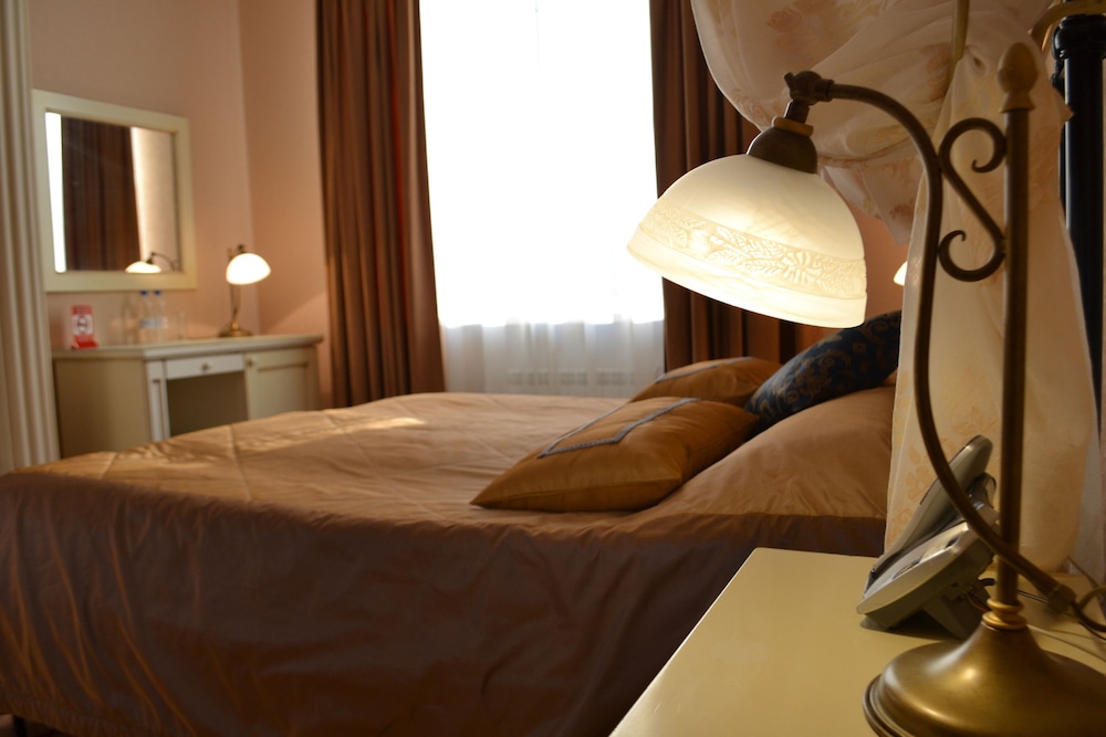 Deluxe Double Room (#8) photo 1