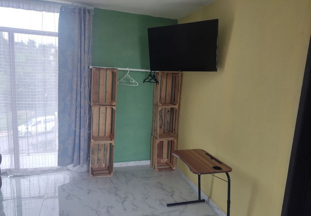 Comfort Quadruple Room, Balcony, City View photo 3