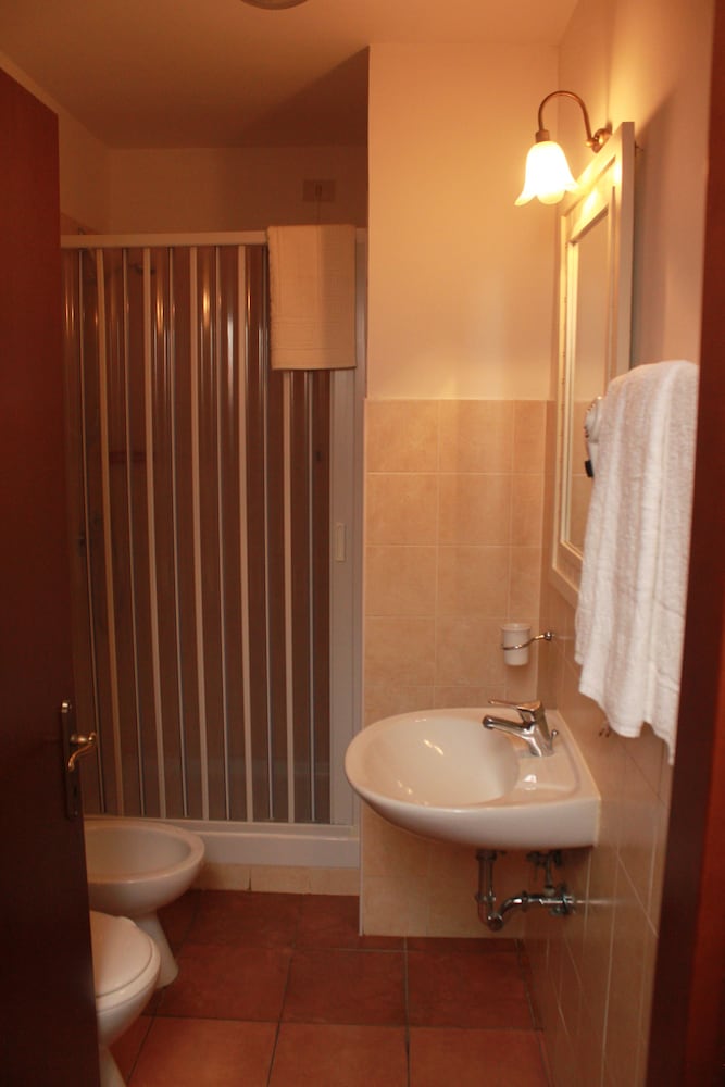 Quadruple Room photo 2