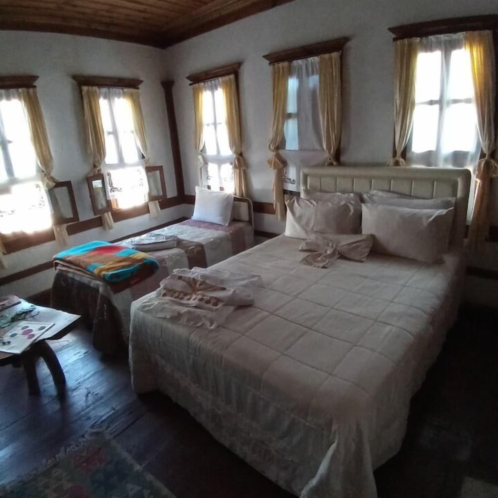 Family Triple Room photo 3