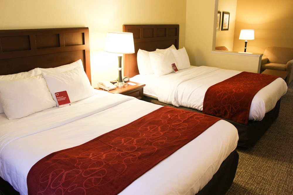Deluxe Suite, Multiple Beds, Non Smoking photo 3