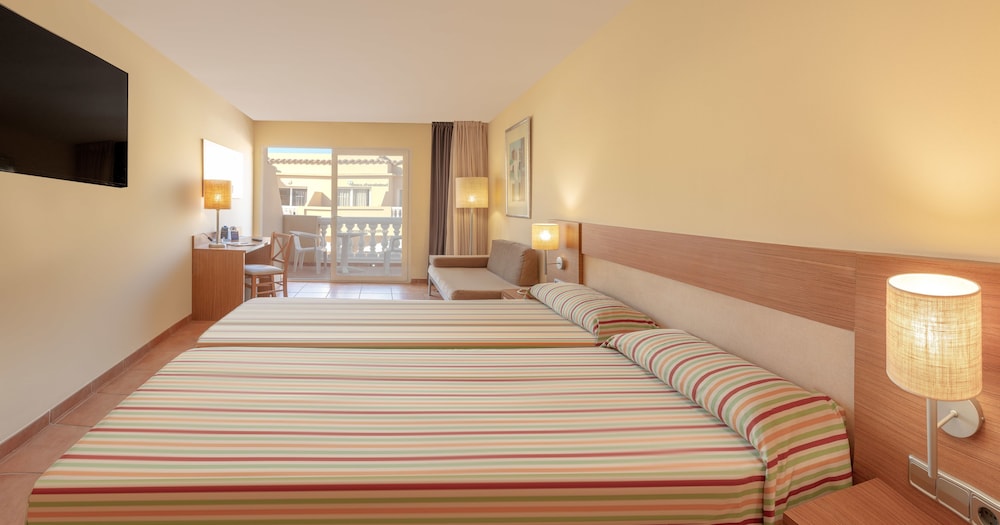 Standard Room, Terrace, Partial Sea View (2 Adults) photo 3