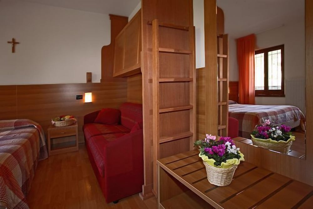 Triple Room, Balcony, Mountain View