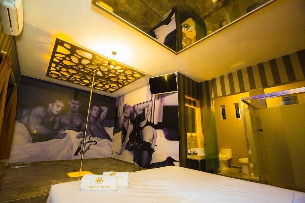 Design Suite, 1 King Bed photo 2