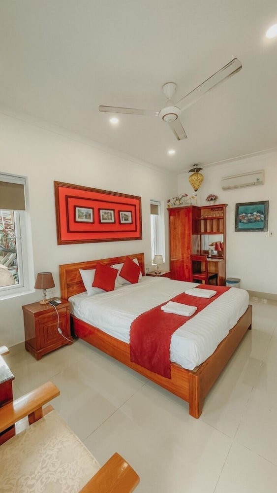 Deluxe Double Room, Pool View