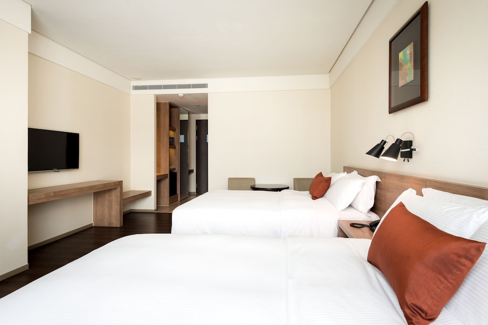 Deluxe Quadruple Room photo 3