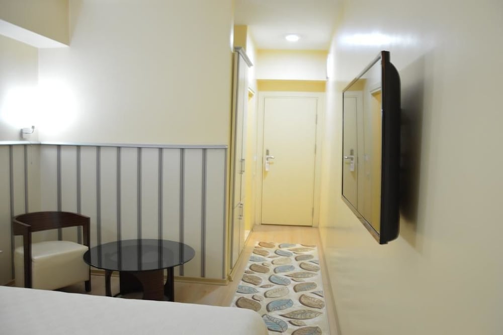 Standard Room photo 3