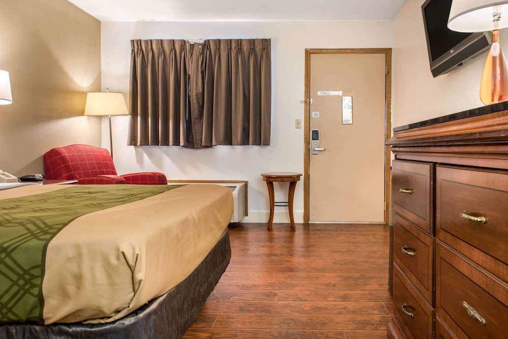 Standard Double Room, Non Smoking - Photo 2