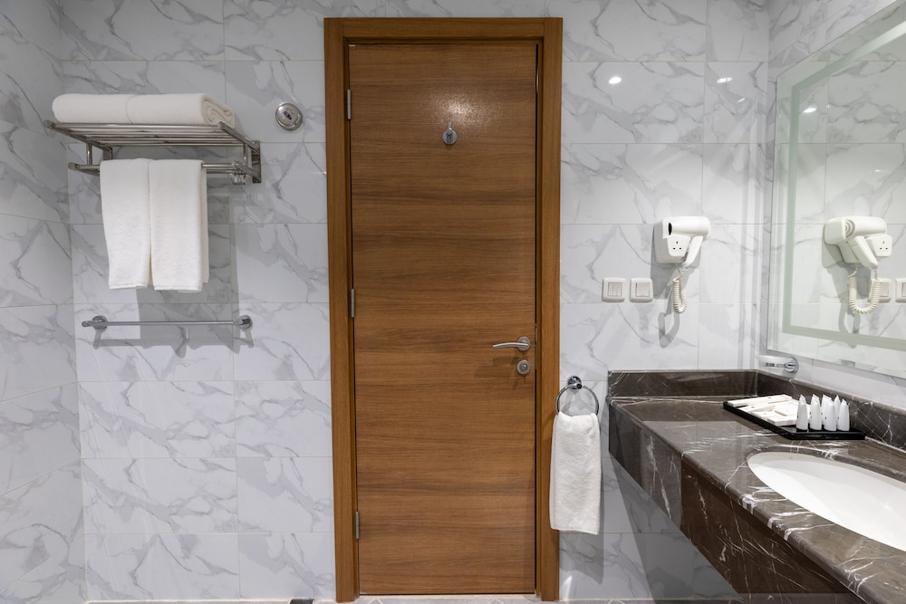 Deluxe Triple Room - Photo 2