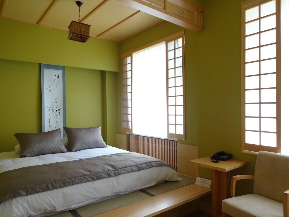 Comfort Suite photo 1
