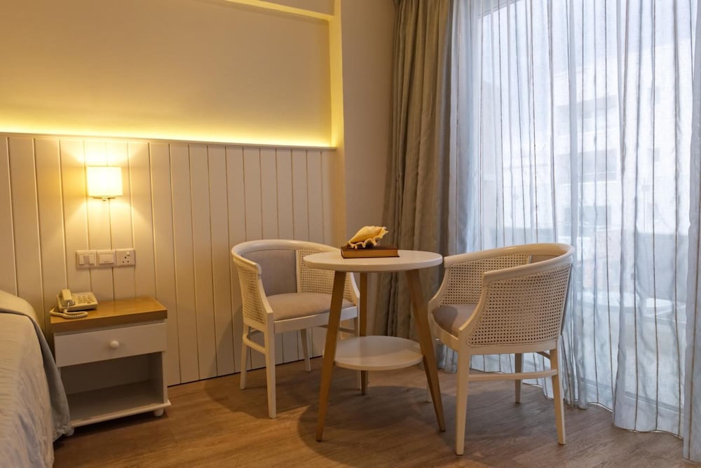 Double Room, Partial Sea View photo 2