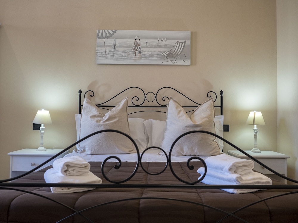 Double Room, 1 Queen Bed, Ensuite