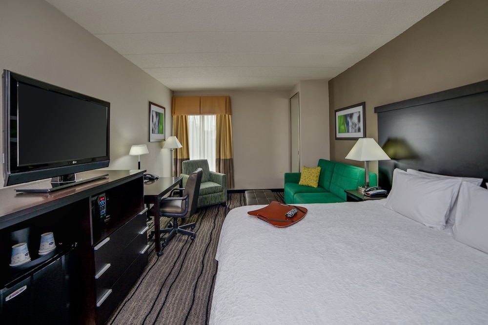 Room, 1 King Bed - Photo 2