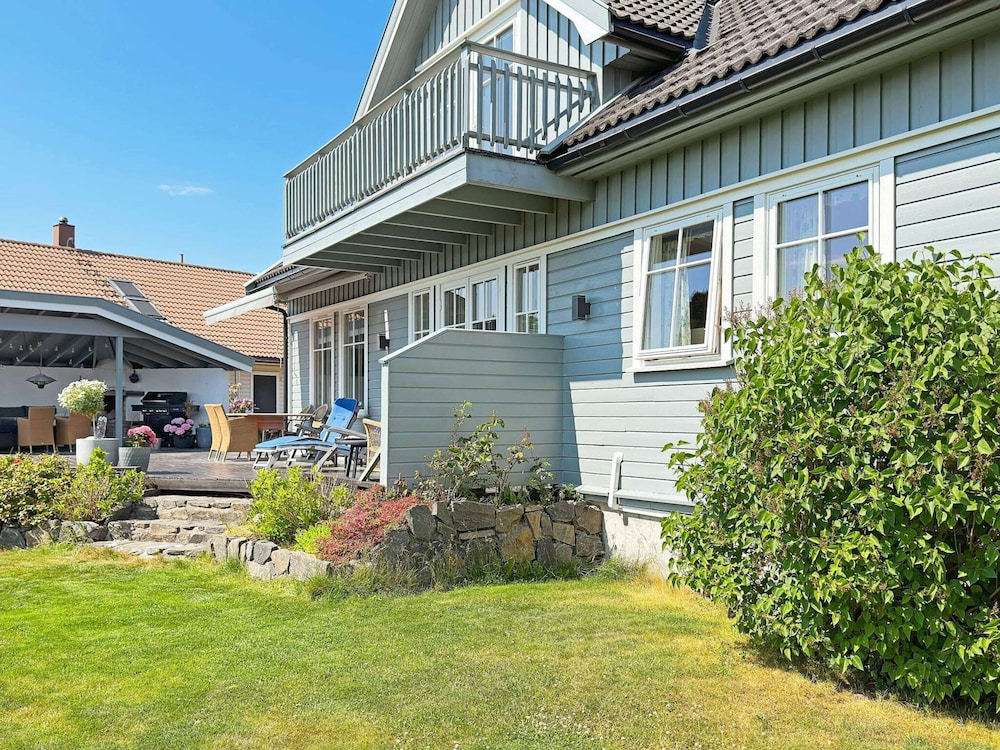 House photo 2