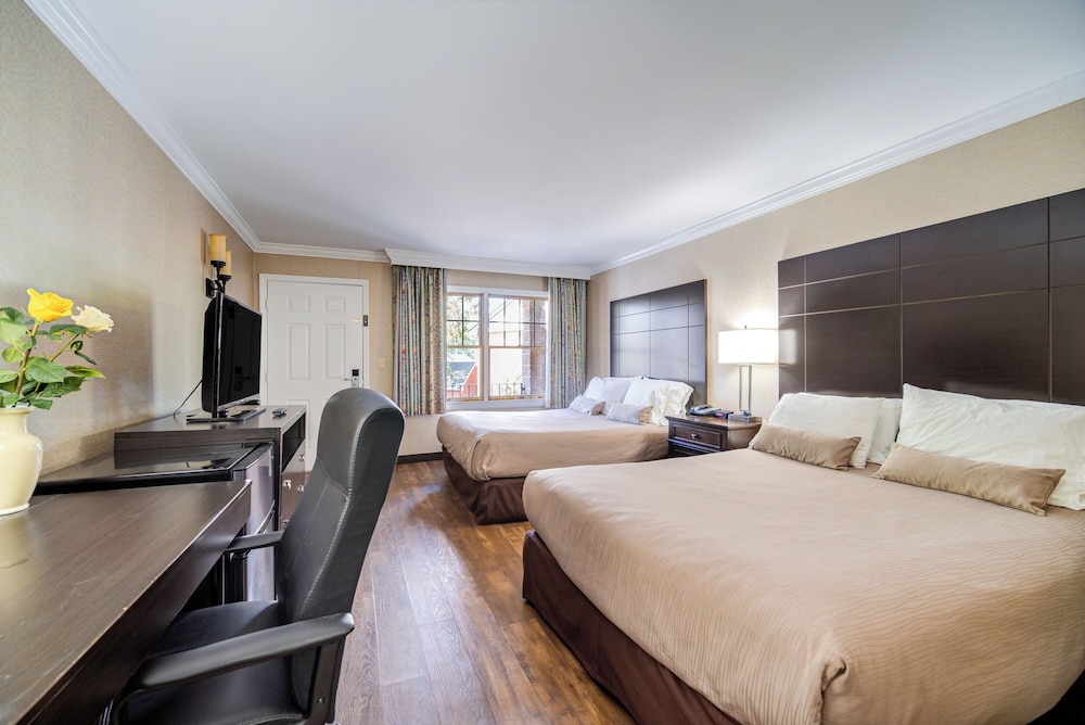 Standard Room, 2 Queen Beds, Accessible (Ada) photo 2