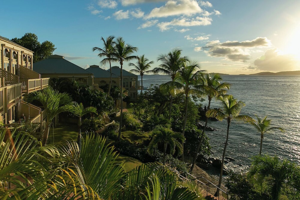 Luxury Suite Ocean View Upper 8C photo 2