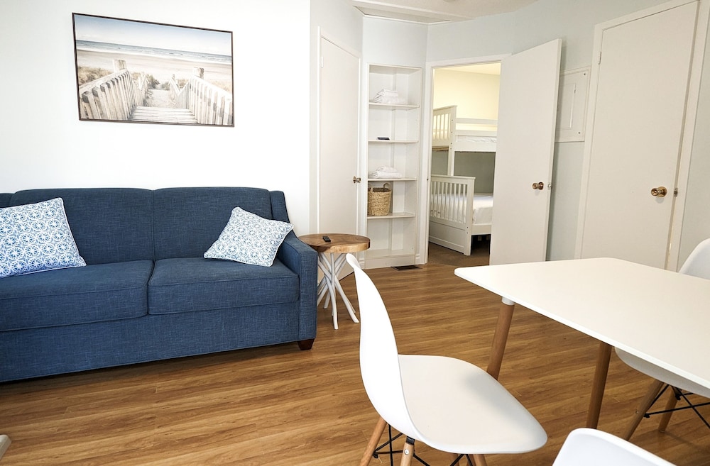 Family Suite, 2 Bedrooms, Kitchenette, Courtyard View photo 1