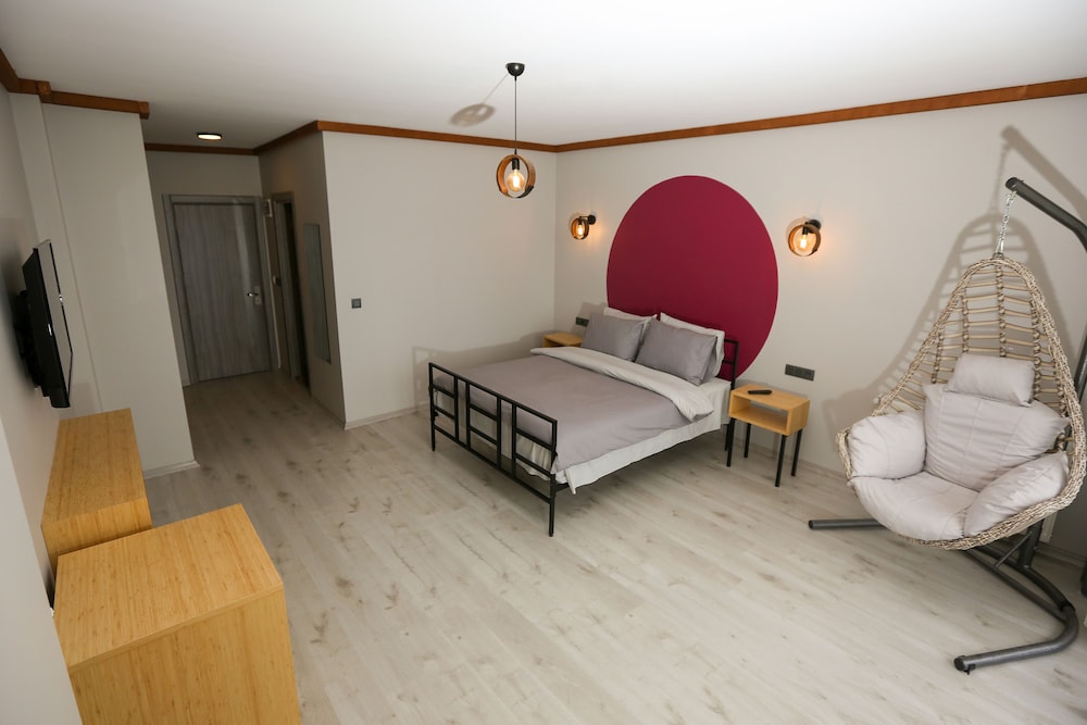 Standard Room, 2 Double Beds, Mountain View photo 3