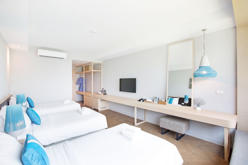 Family Deluxe Room - Photo 4