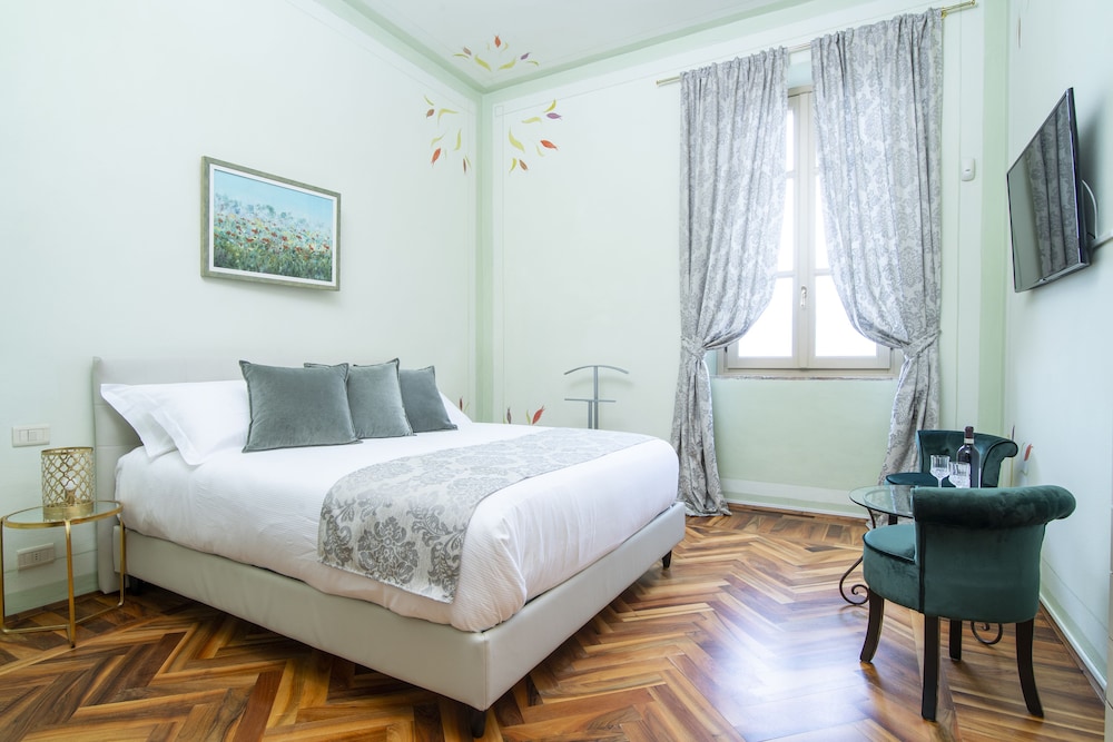 Superior Double Room, Lake View (Smeraldo) photo 1