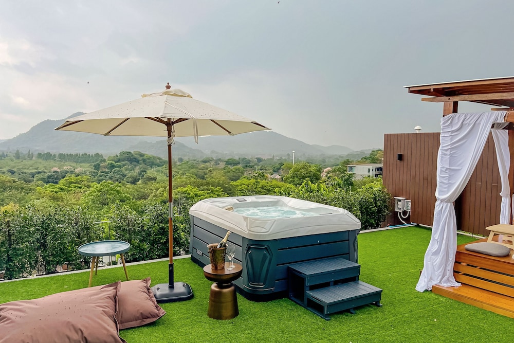 Hilltop Residence (Pet Friendly) photo 3