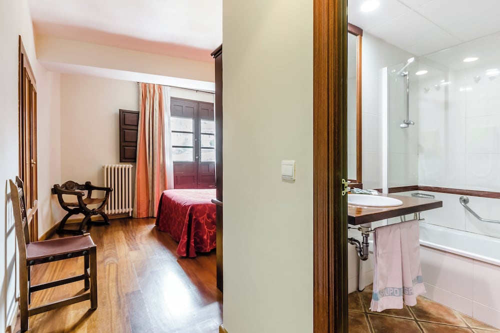 Double Room (De la Reina) - Photo 3